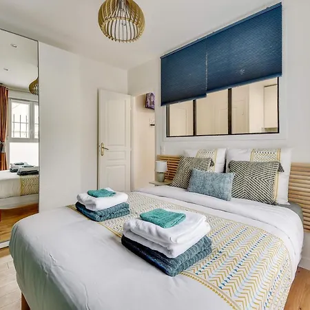 Parishomes - Elegant 2 Pieces - La Defense - Champs Elysees *