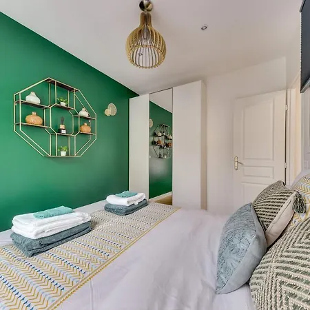 Apartament Parishomes - Elegant 2 Pieces - La Defense - Champs Elysees *
